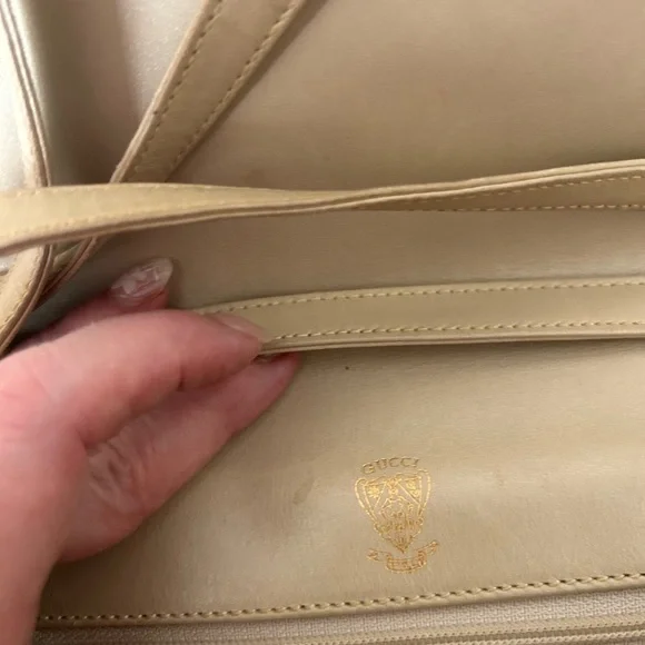 Gucci Elegant Cream Designer Women's Bag - Picture 4 of 6